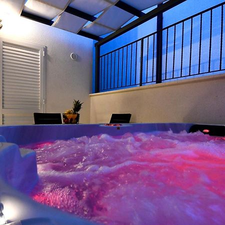 Jacuzzi Apartment Minnie Дубровник Екстериор снимка